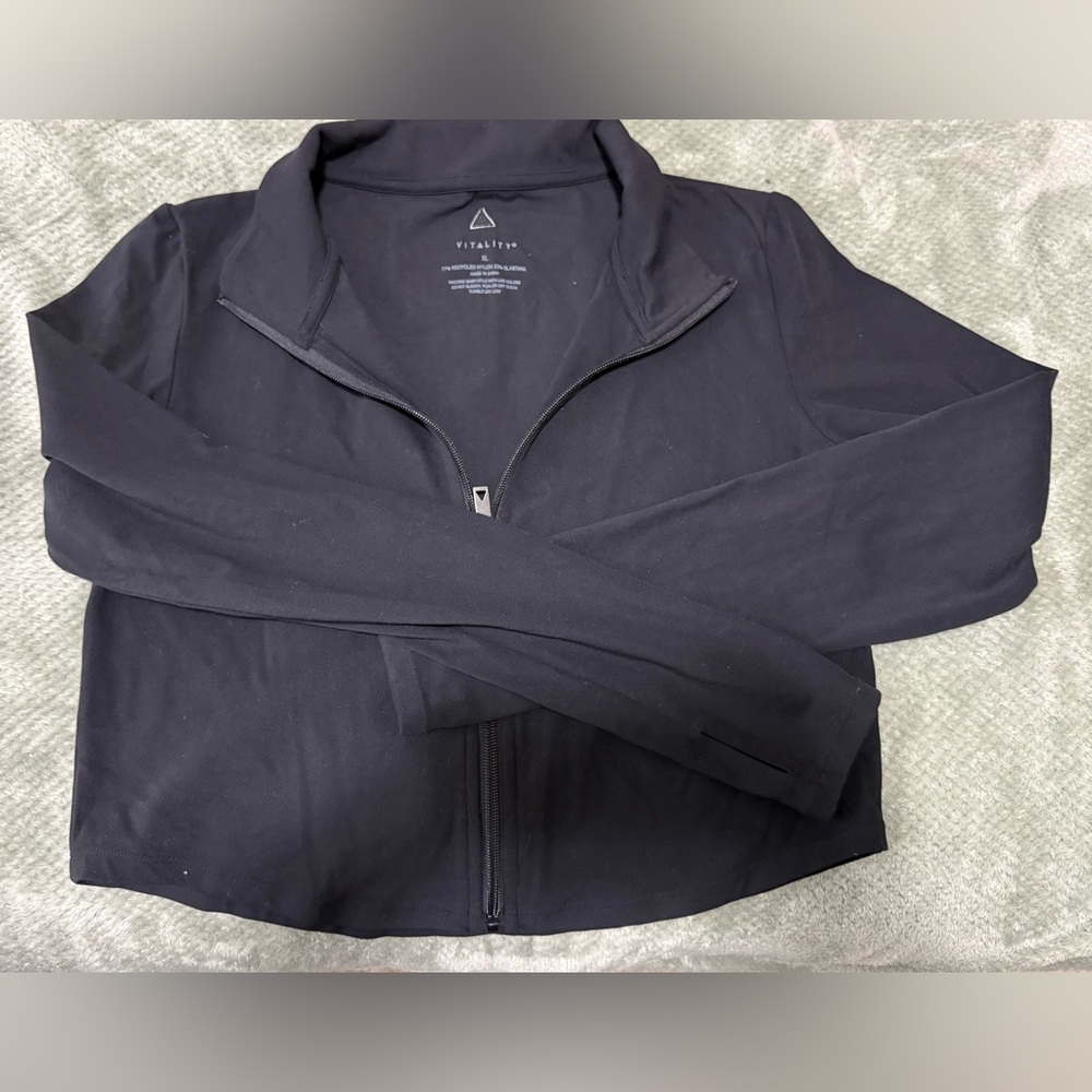 Vitality Cloud ll Cropped Jacket